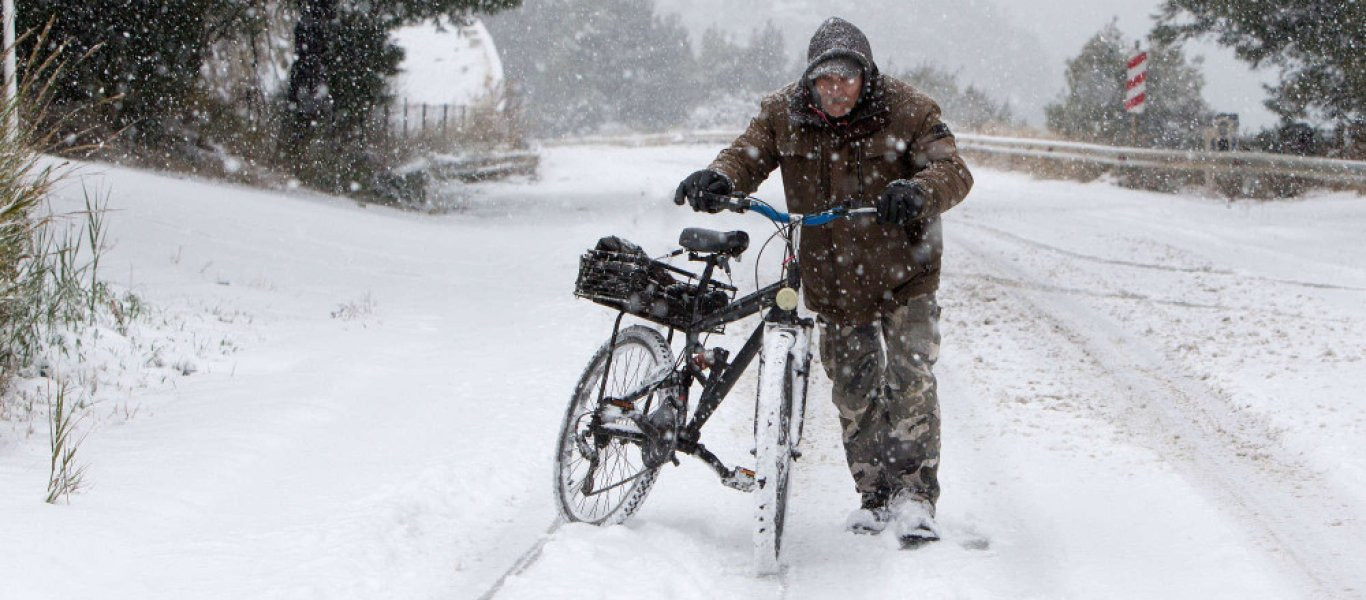 White Christmas: Πτώση της θερμοκρασίας έως και 10 βαθμούς και χιονοπτώσεις!